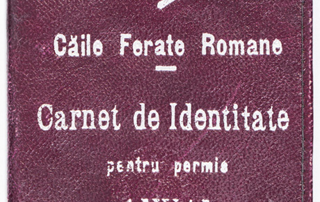 Carnet de identitate CFR, clasa I, cu fotografia lui Ioan Suciu. Document, hârtie, piele, 11,5 x 8cm. Donație, Lucia Ioan, Timișoara; donație, Ovidiu Avramescu, București, 1981.